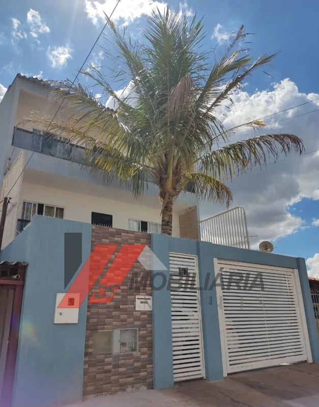 CASA 05 QUARTOS PARA VENDA EM CEILÂNDIA SUL GUARIROBA QNN 04Situada em localizaç...