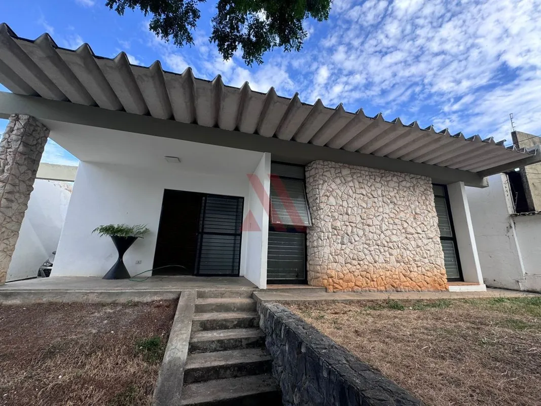 COD: 1095SALA COMERCIAL - SETOR MARISTA•35m²•Área externa ao ar livre que pode s...