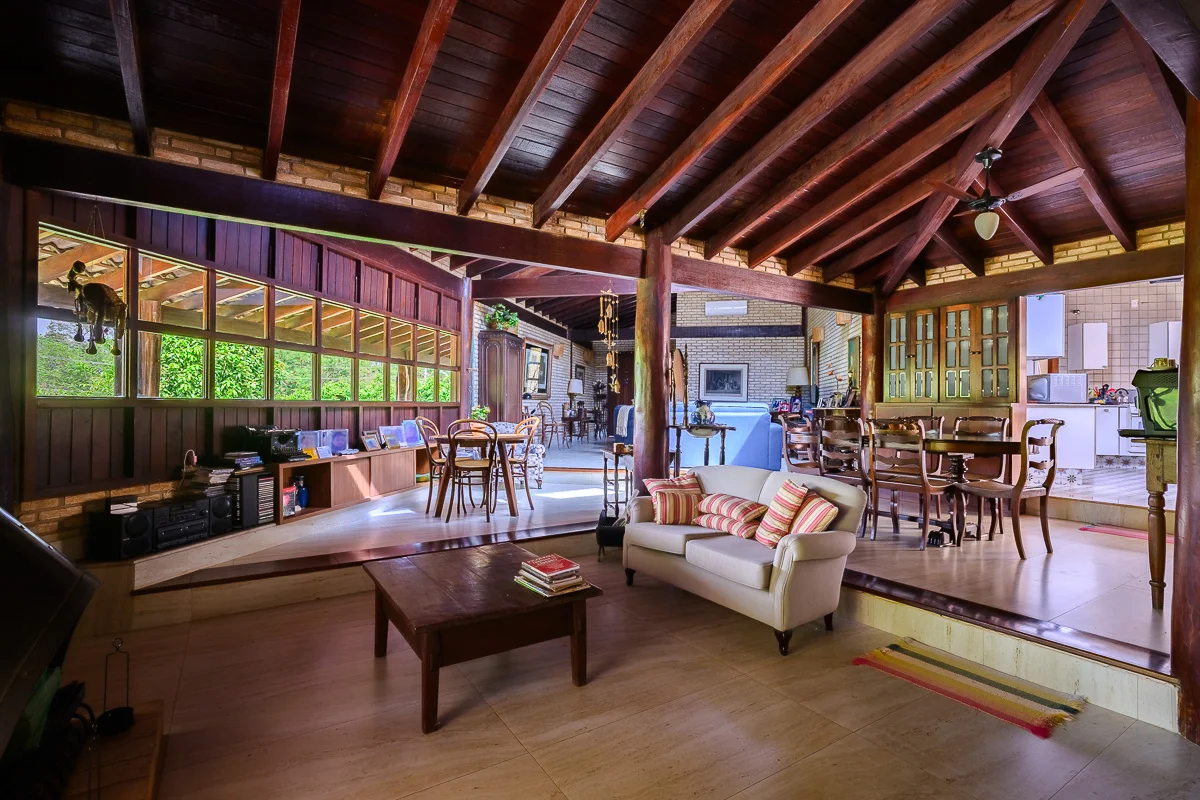 Casa com 4 quartos, sendo 2 suítes, à venda na SHIS QI 25, Lago Sul - Brasília e...