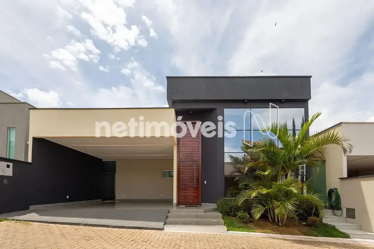 Oportunidade! Casa térrea em Condomínio Fechado – Completa e Pronta para Morar A...