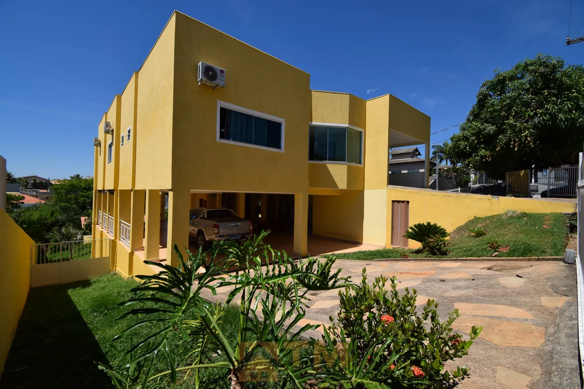 Conquiste seu novo lar no Condomínio Ouro Vermelho I, no bairro Jardim Botânico,...