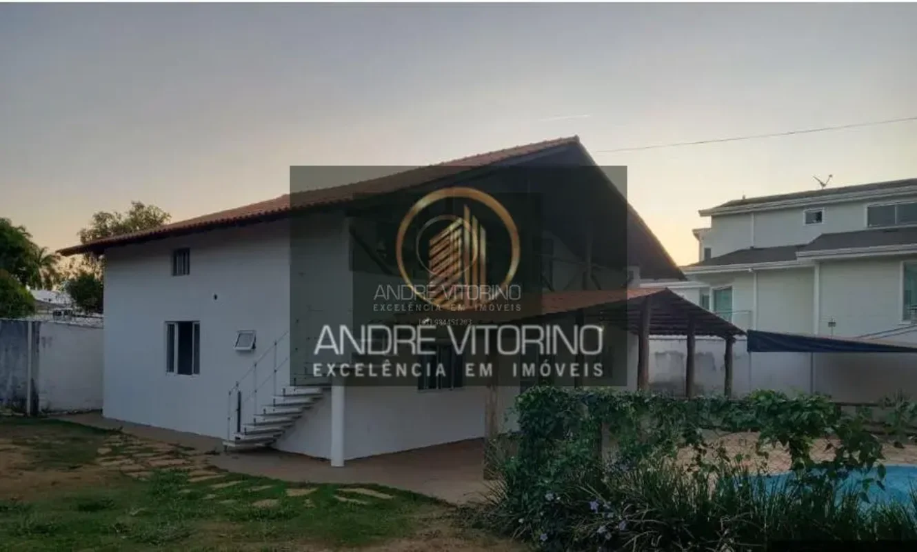 ? Oportunidade Exclusiva no Lago Sul! ?Casa de Alto Padrão a apenas 40 metros do...