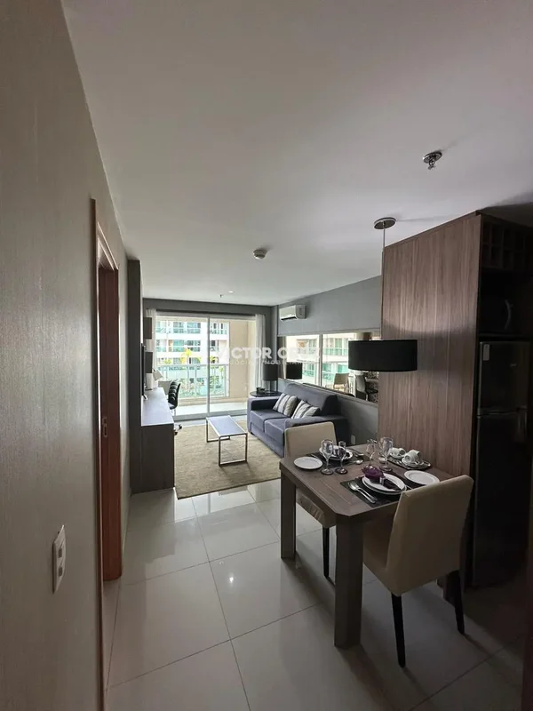 Victor Cruz Negócios Imobiliários LTDA vende:Brisas do Lago.Flat 48m² totalmente...