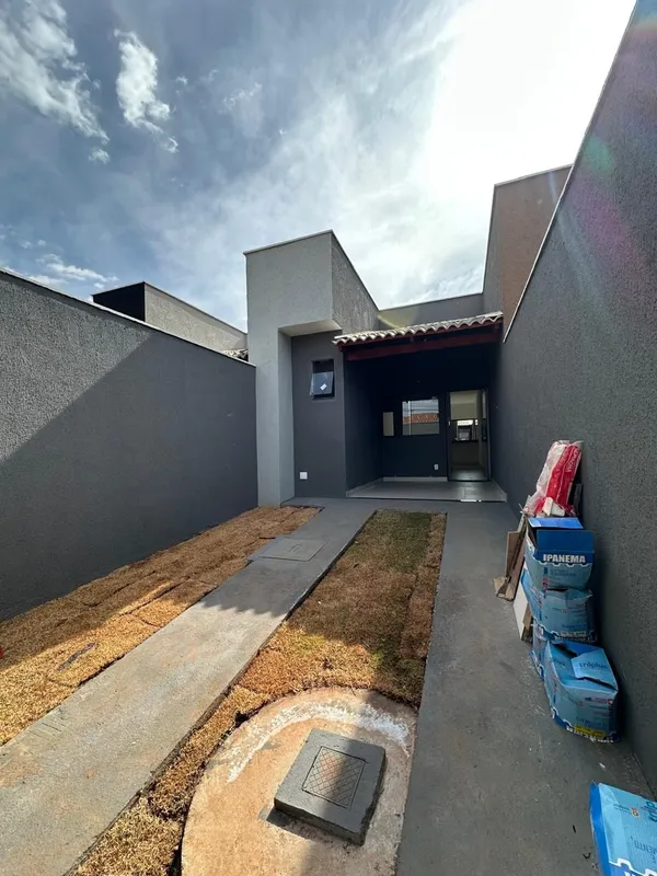 Vende-se casas no Residencial Parque Eldorado Oeste, Goiânia/GO.Casa térrea;Esqu...