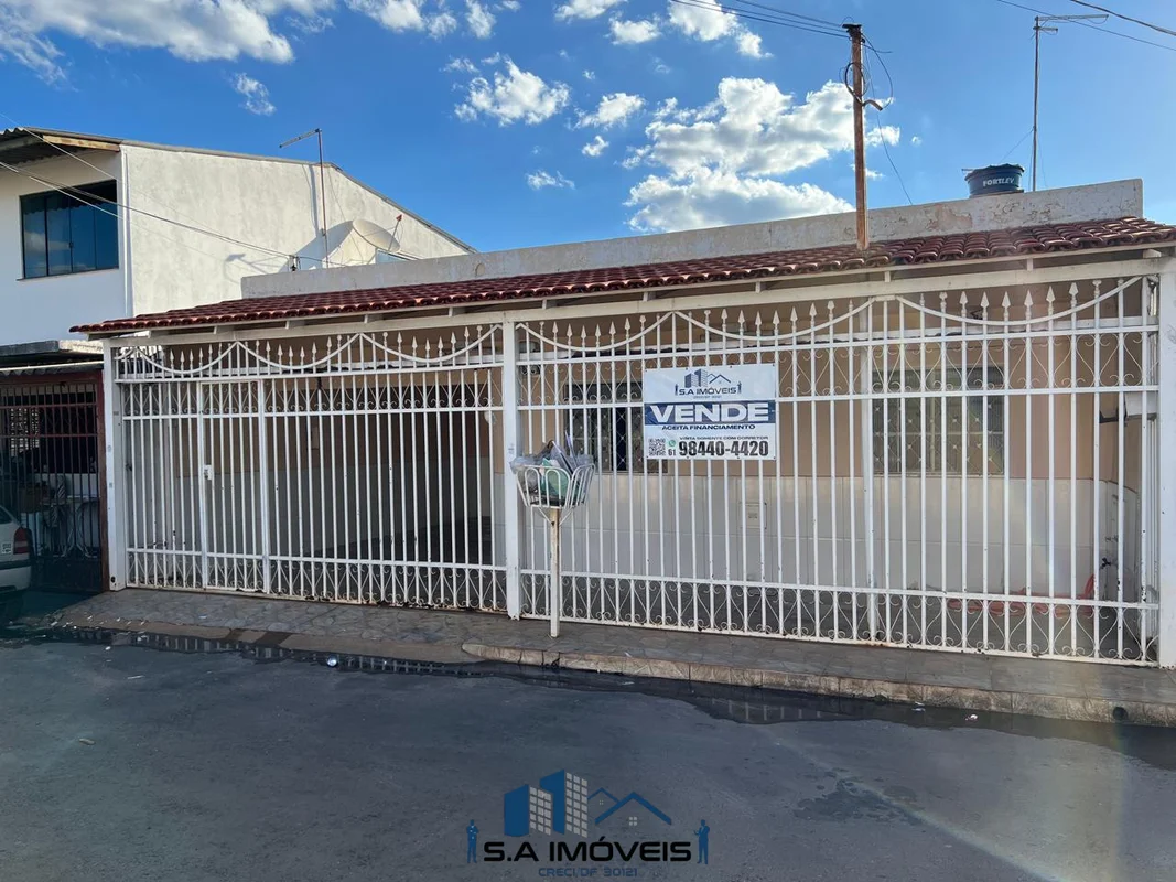 S.A Imóveis vende – Casa na QNP 36 Conjunto I, P SulLocalização: Ceilândia – P S...