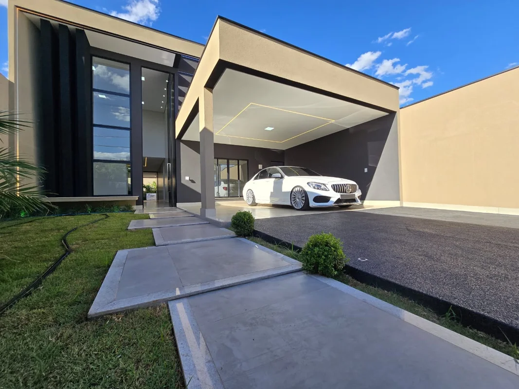 ** Casa composta:Nascente Terreno 400m²Construção 240m²Pintura fulgetAcabamento ...