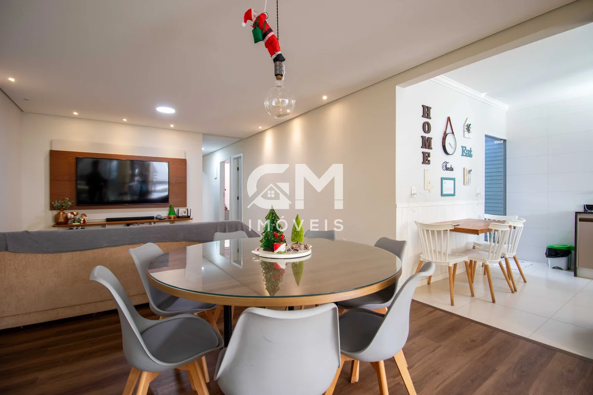 A GM vende casa no Condomínio Serra Dourada II, Sobradinho/DF.Regularizado e com...