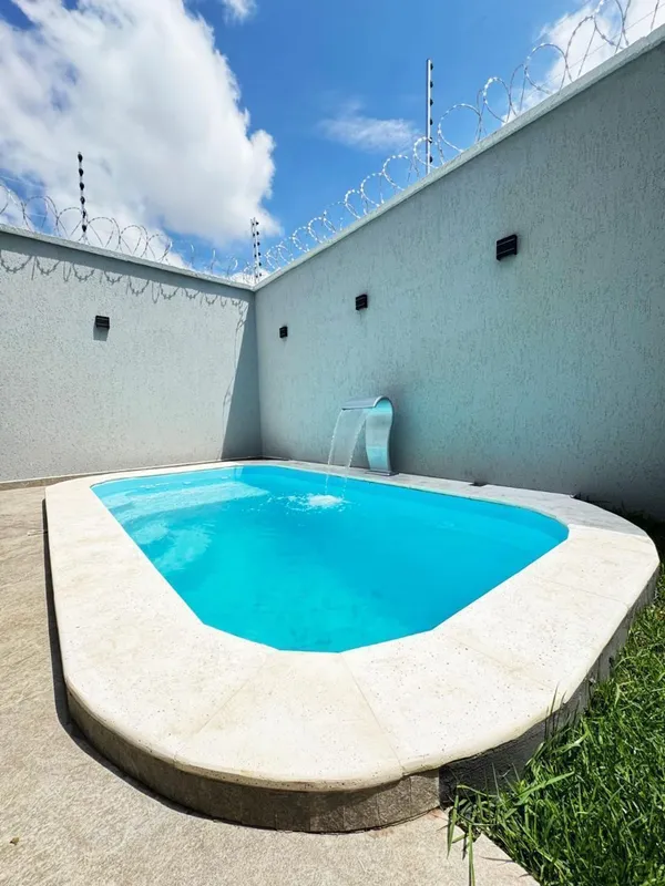 Características da Casas3 Quartos, sendo 1 Suíte: Quartos amplos e iluminados pa...