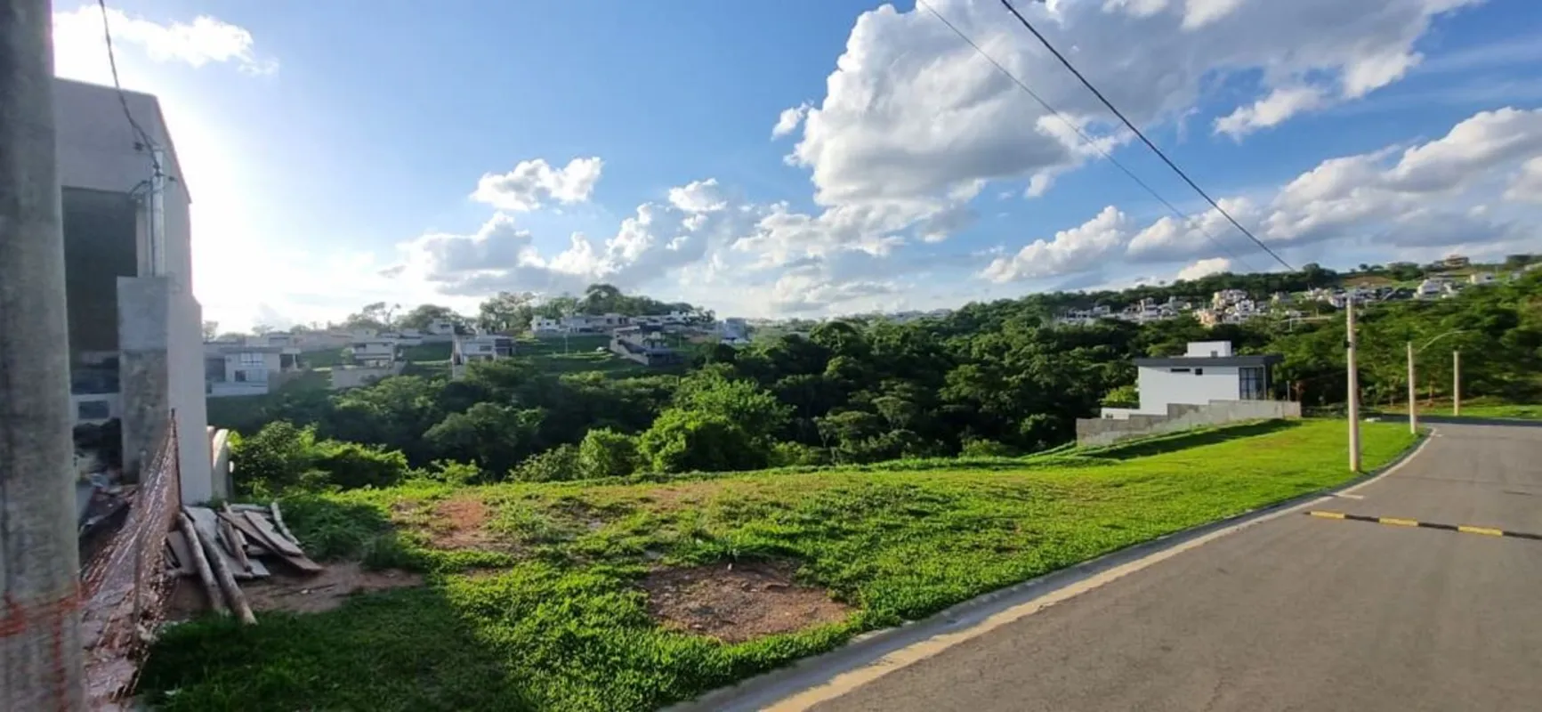 Excelente Lote à Venda no Jardins Bolonha!Lote plano e muito bem localizado no J...