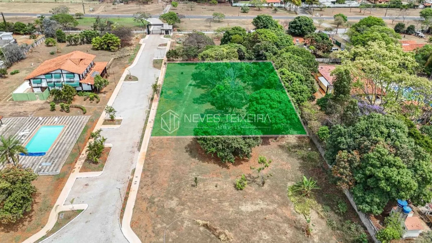 NEVES TEIXEIRA VENDE: Espetacular lote plano, em um dos endereços mais desejados...