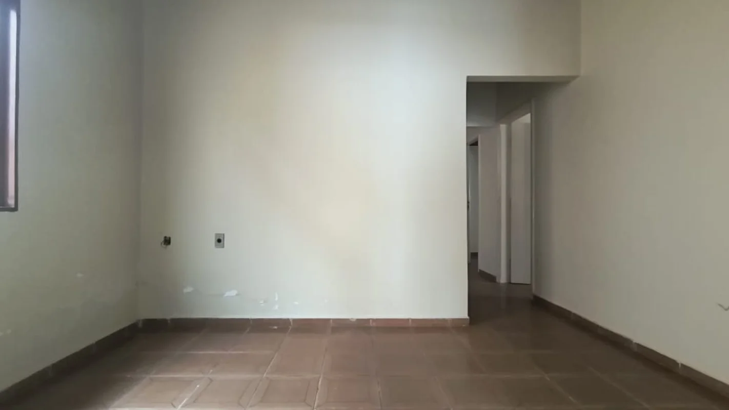 Casa de 3 quartos – suíte, confortável, para fins comercial ou residencial. St. ...