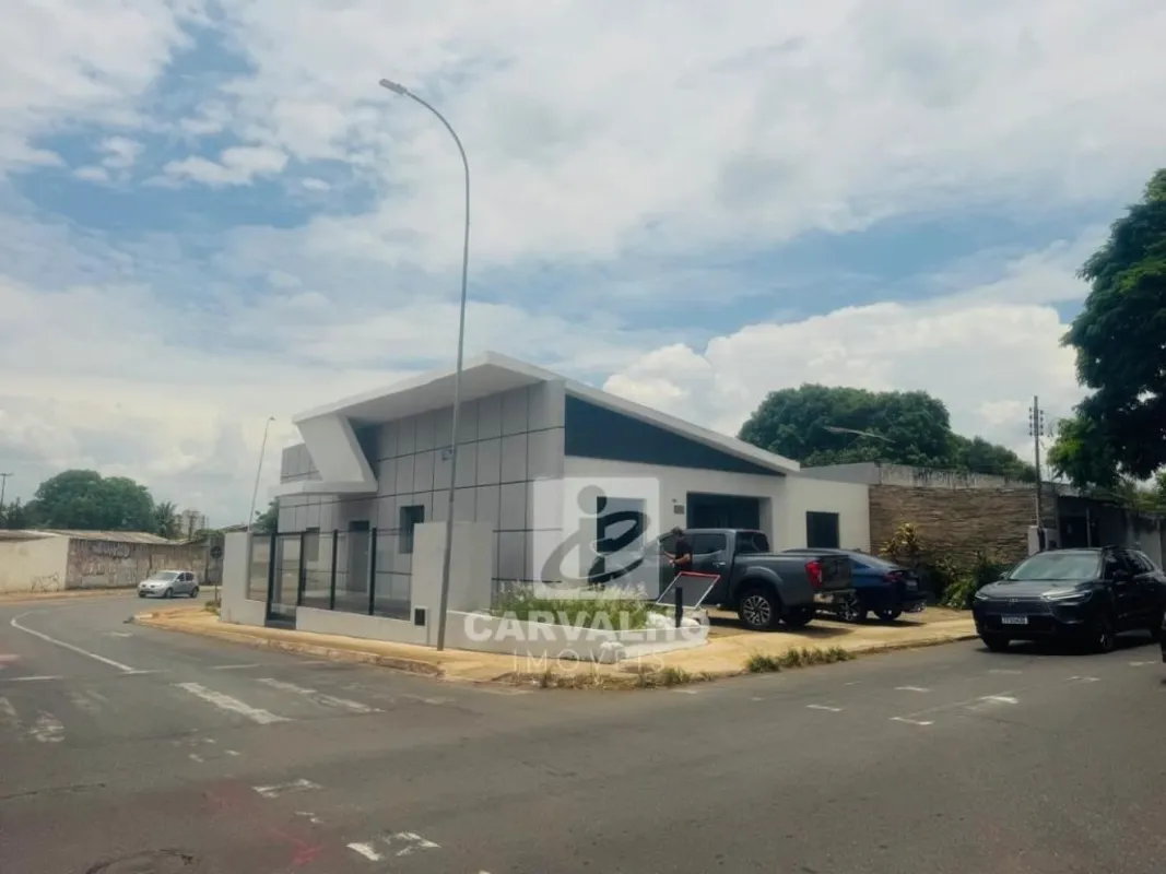 Imóvel Comercial à Venda ? Setor SulCód. 718Lote 322 m2Construção 160 m26 salas ...