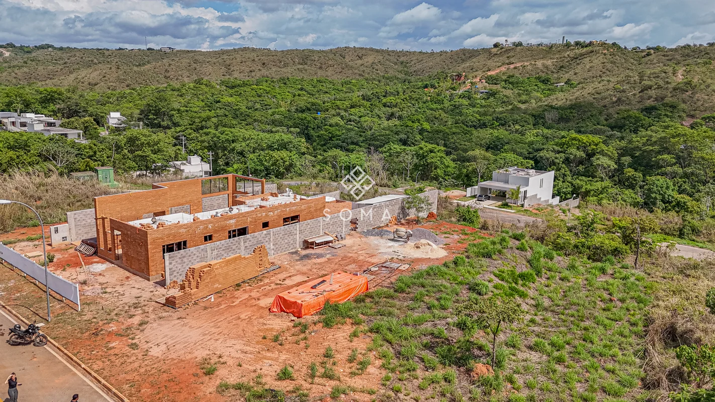 ESPECIFICAÇÕES DO LOTE:- Lote com 600m²- Terreno plano- Aceita financiamento- Co...
