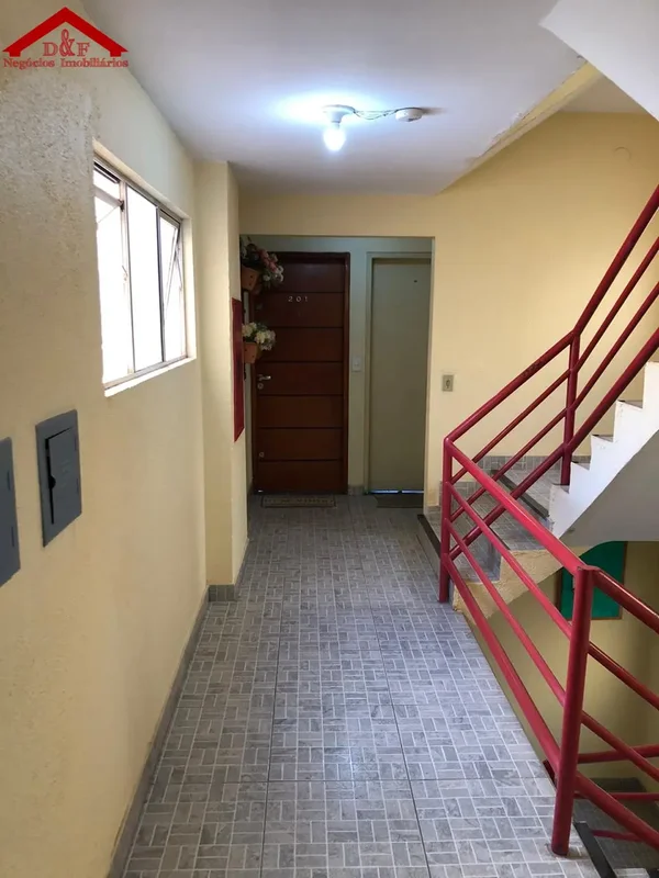 ALUGA-SE EXCELENTE APARTAMENTO COM 2Q, POR R$1.300,00 (Um mil e trezentos reais)...