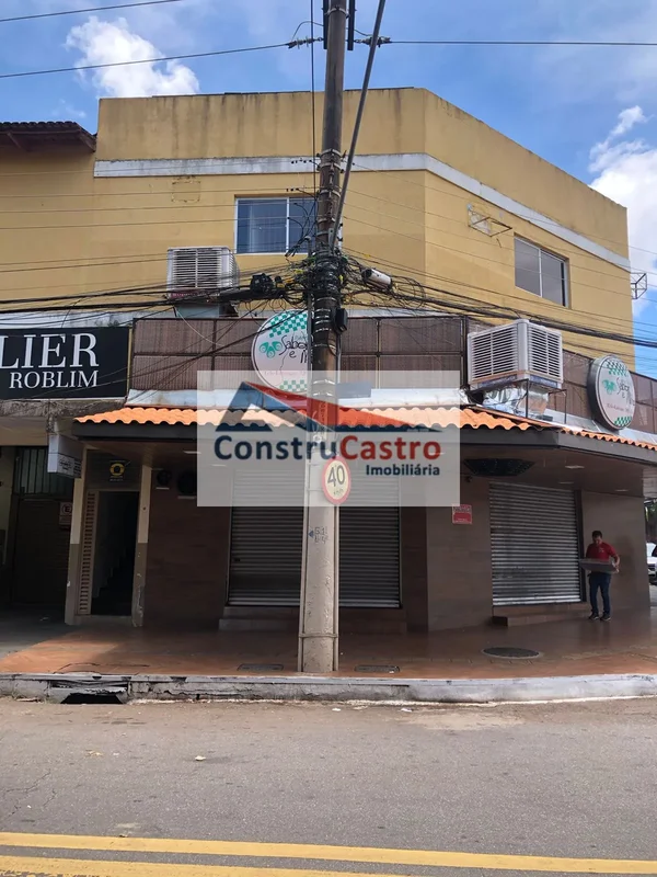 Sala ampla para aluguel na Avenida Quinta Avenida, Setor Leste Vila Nova, Goiâni...
