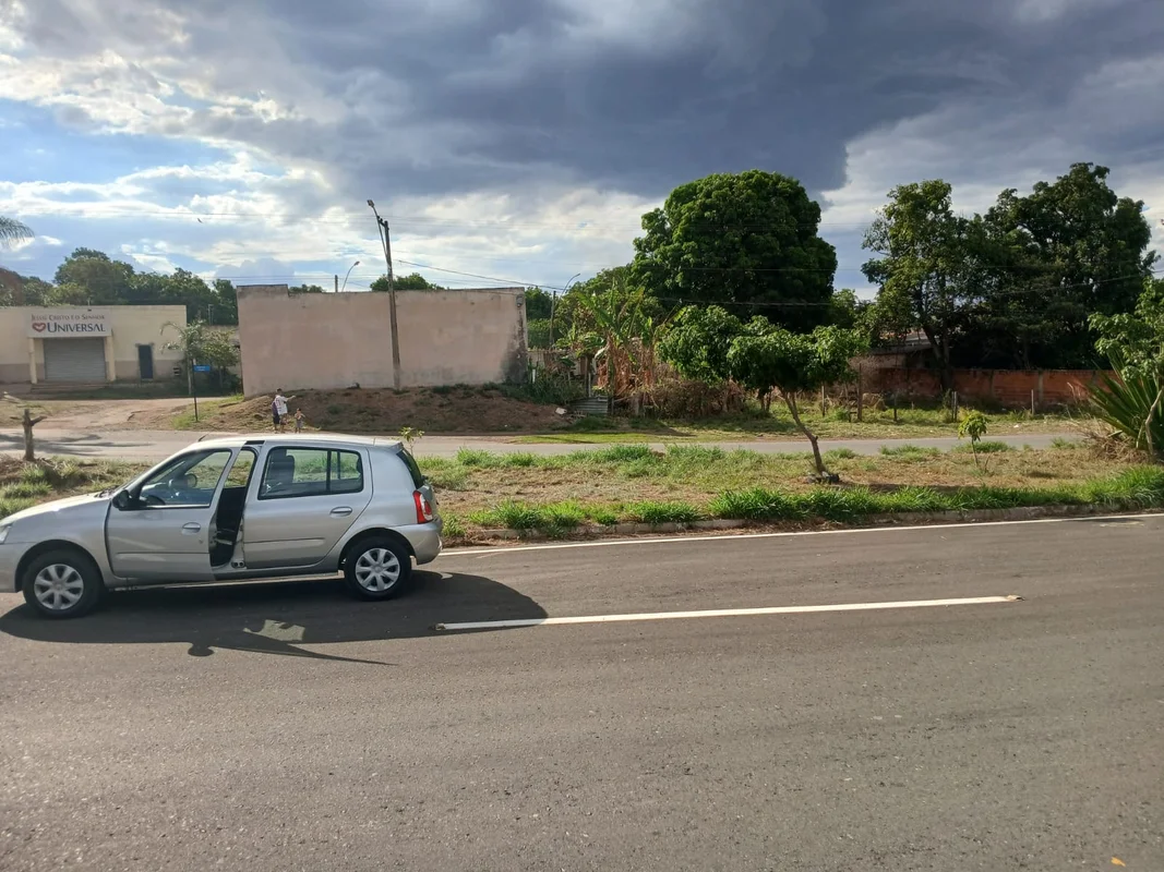 imovel no engenho das lajes frente para br 060,lote comercial, vazado ideal para...