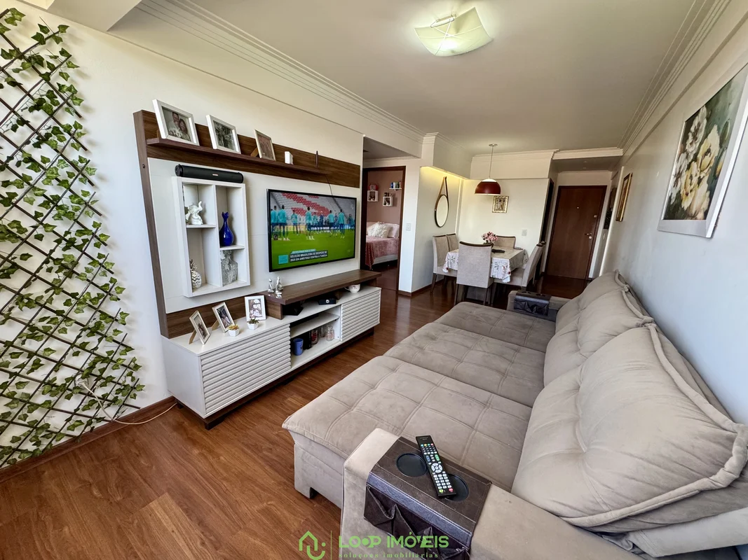 Excelente apartamento com 125ma venda em Sobradinho.- Sala para 03 ambientes;- 0...