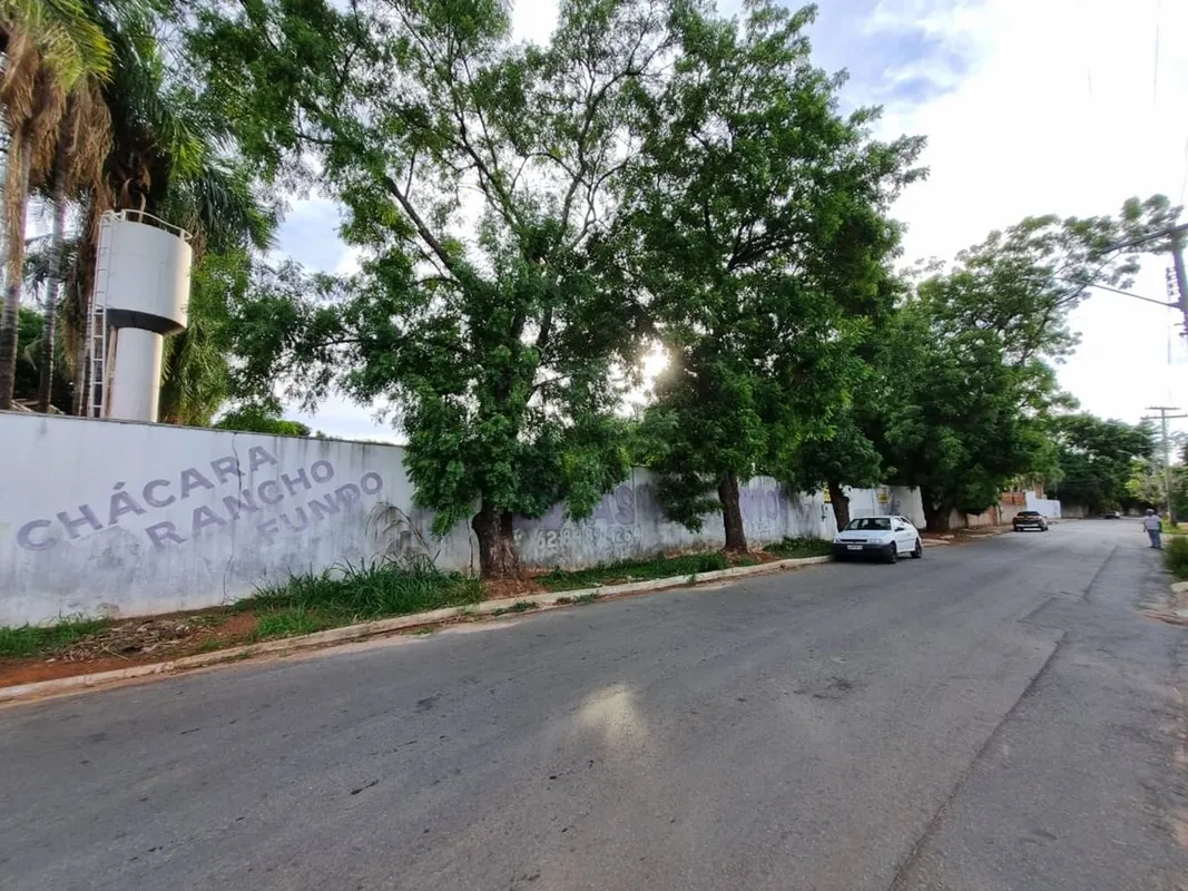 Propriedade completa, ideal para lazer, moradia ou realização de eventos. Conta ...