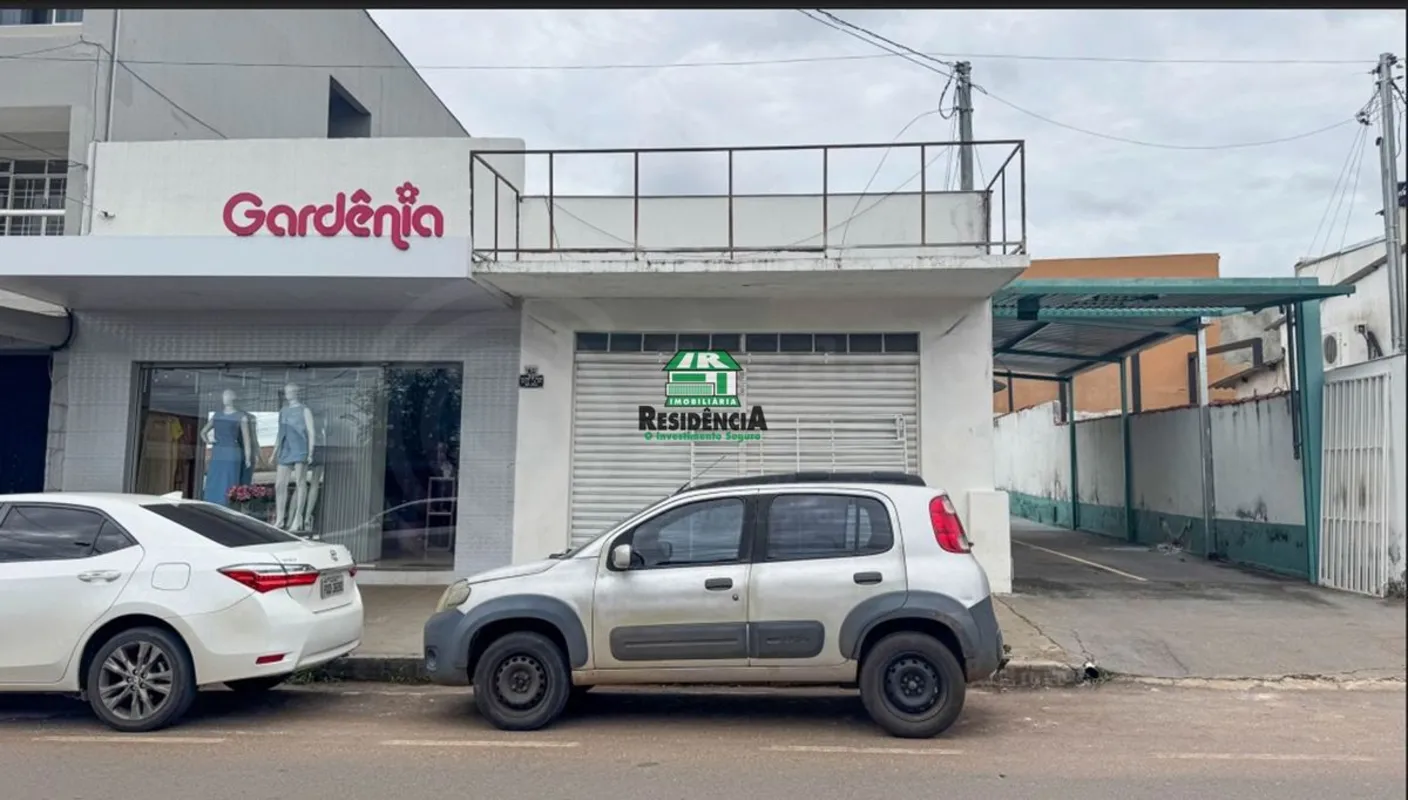 Ponto Comercial no Jundiaí- Área total de 520,88m²- 15,00 metros de frente- 23,4...