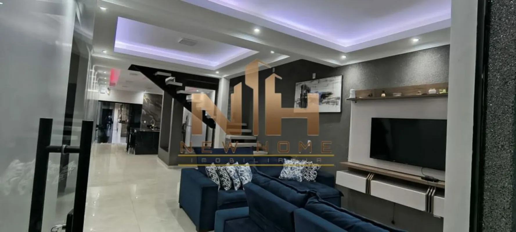 ? IMÓVEL DE ALTO PADRÃO ? EXCLUSIVIDADE EM ÁGUAS LINDAS DE GOIÁS? Localização es...