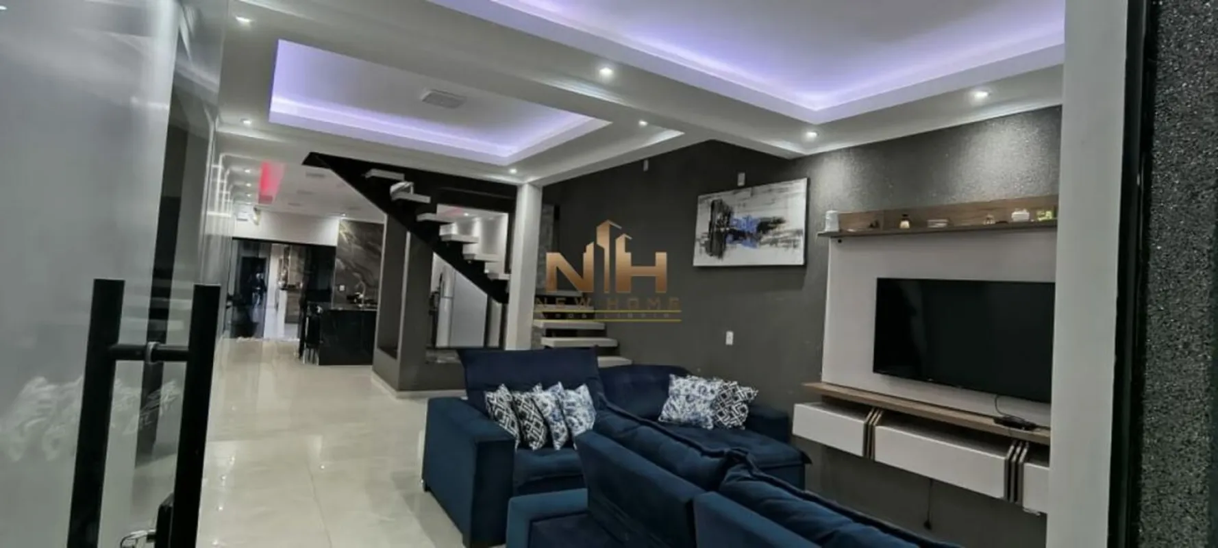? IMÓVEL DE ALTO PADRÃO ? EXCLUSIVIDADE EM ÁGUAS LINDAS DE GOIÁS? Localização es...