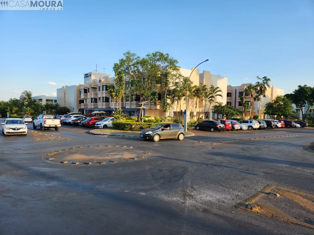 Ótimo apartamento, localização privilegiada e mais valorizada do Sudoeste, 2º an...