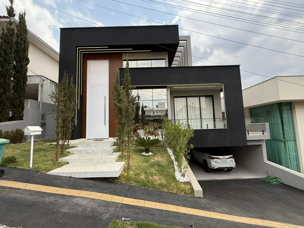 Uma casa térrea moderna, luxuosa e aconchegante, com:4 quartos (3 suítes)Piscina...