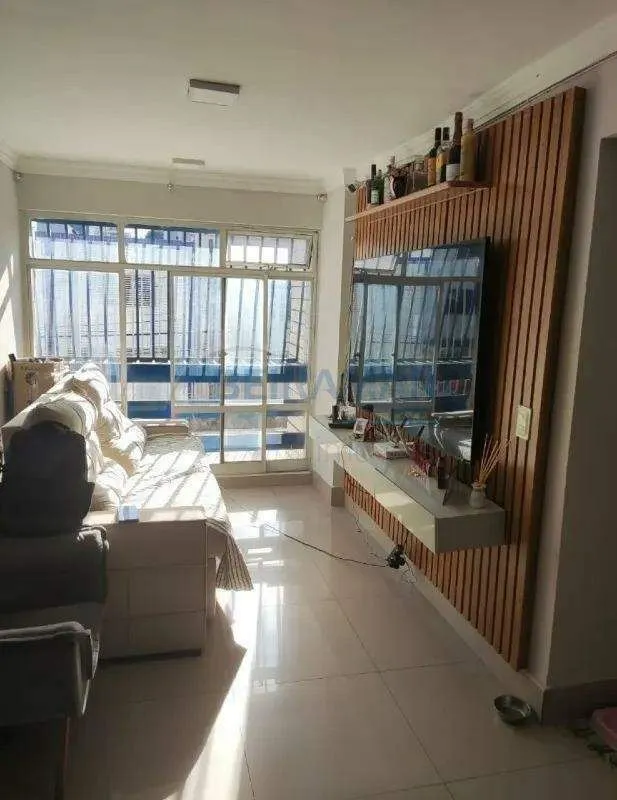 Apartamento com 3 Quartos, Armários e Vaga de Garagem em Taguatinga CentroExcele...
