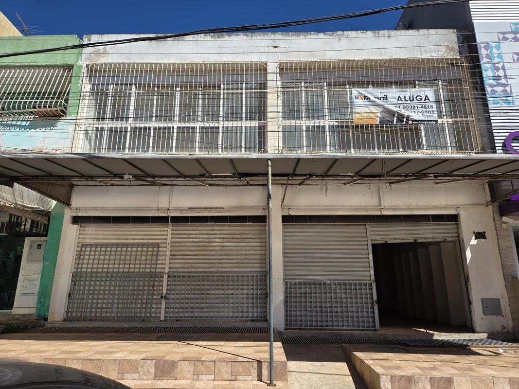 Excelente oportunidade de locação na QS 406 Conjunto H, Samambaia Norte, DF. Est...