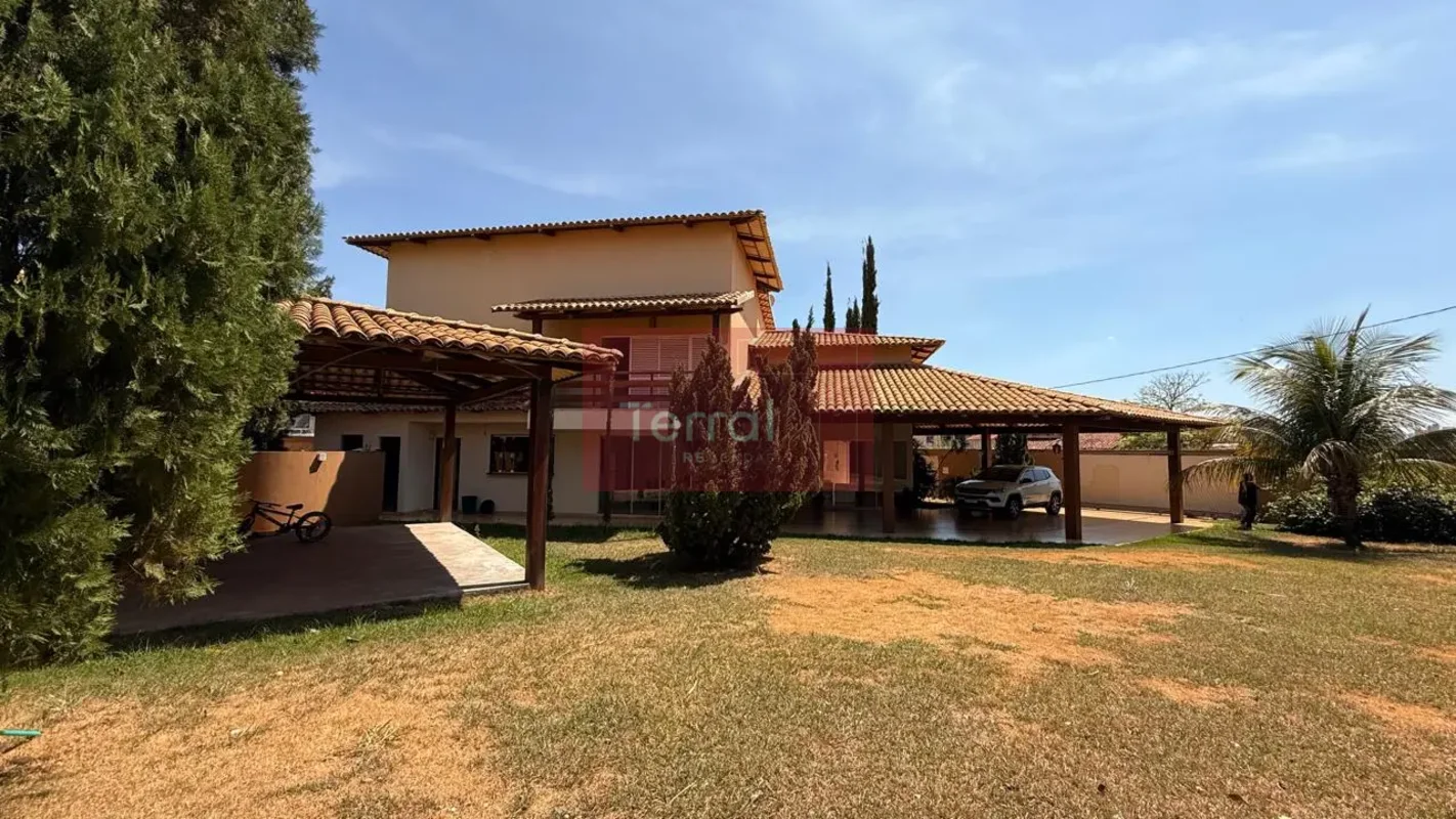 Casa quarto suítes no Jardim Atlantico. Área pra piscina, árvores frutíferas, sa...