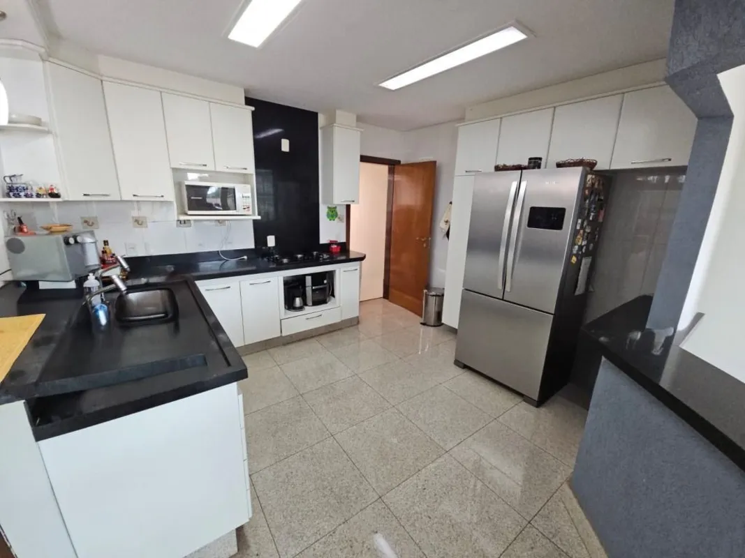 Sobrado de 375 mÂ² com 03 suÃ­tes Ã  venda por R$ 2.150.000,00 - Loteamento Port...