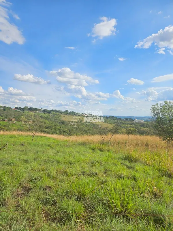 Terreno 1.000m² - fora de condomínio - região tranquila - Núcleo rural casa gran...