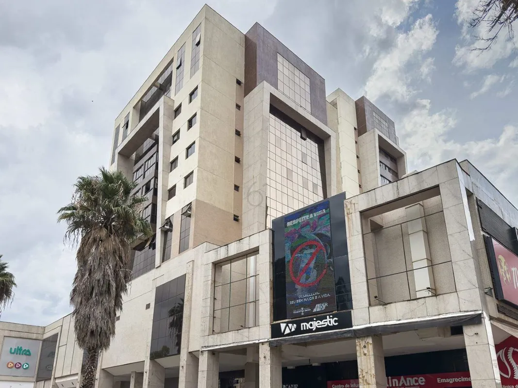 VALOR: R$ 220.000ÁREA ÚTIL: 30 m²ÁREA TOTAL: 30,70 m²CONDOMÍNIO: R$ 480,00LOCALI...