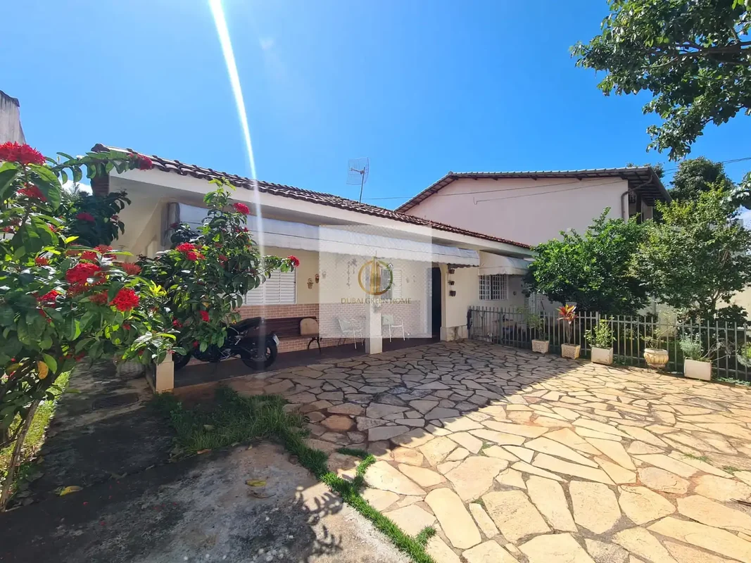 CASA CONDOMÍNIO JARDINS DAS PAINEIRASExcelente casa de 4 quarts sendo 1 suíte co...