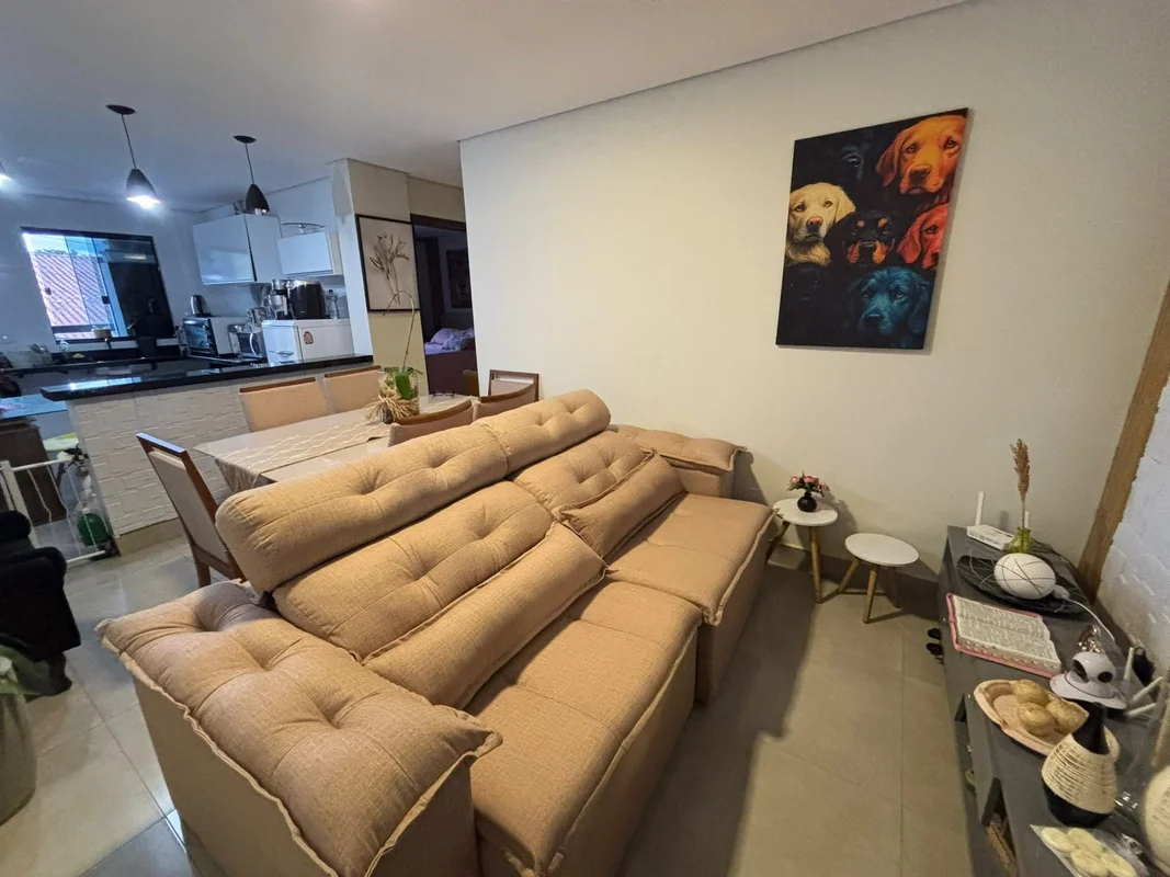 Descubra um apartamento acolhedor na Colônia Agrícola Samambaia, em Vicente Pire...