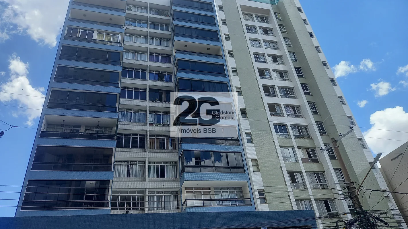 CNB 5 I Edifícil VaupésÓtimo apartamento de 2 quartos com varanda, sala em 'L' 2...