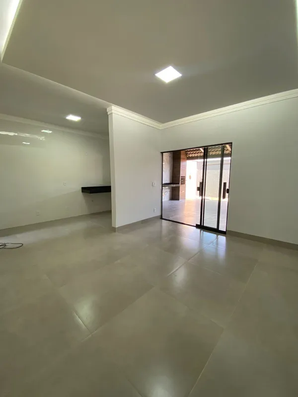 Casa 3 quartos (3 suíte) 115 m² construídos | 150 m² de terreno Garagem coberta ...