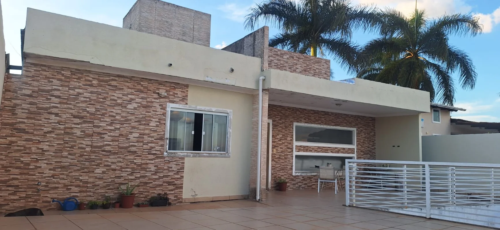 Alugo casa na região regularizada de Vicente Pires, antiga Colônia Agrícola Sama...