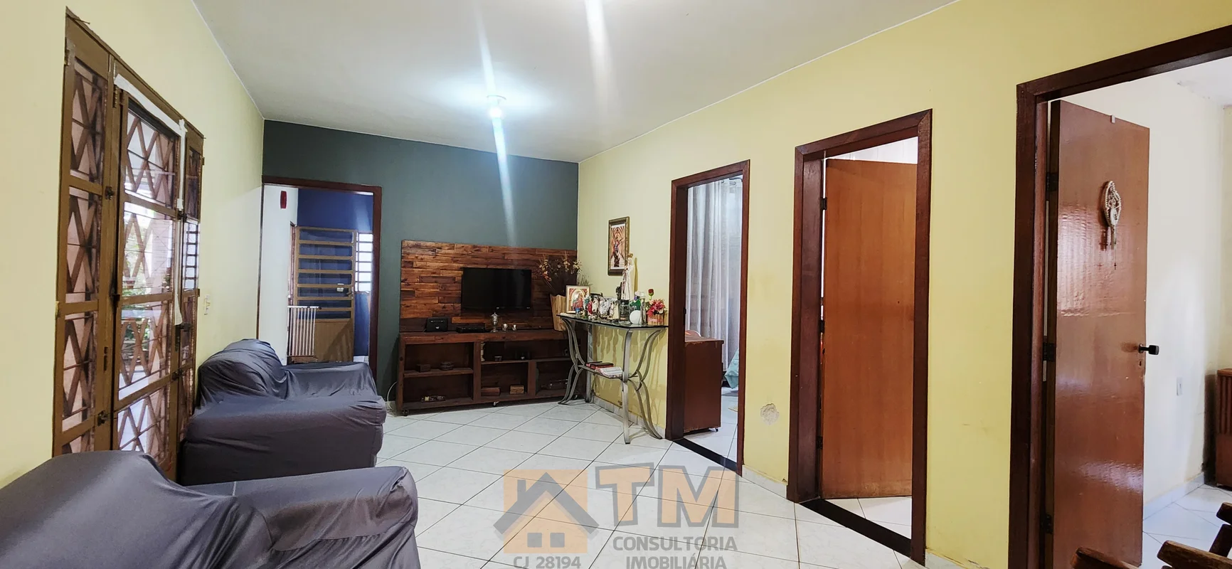 TM CONSULTORIA IMOBILIÁRIAVENDE;SOBRADO COM 6 QUARTOS, NO BAIRRO VILA NOVA PERTO...