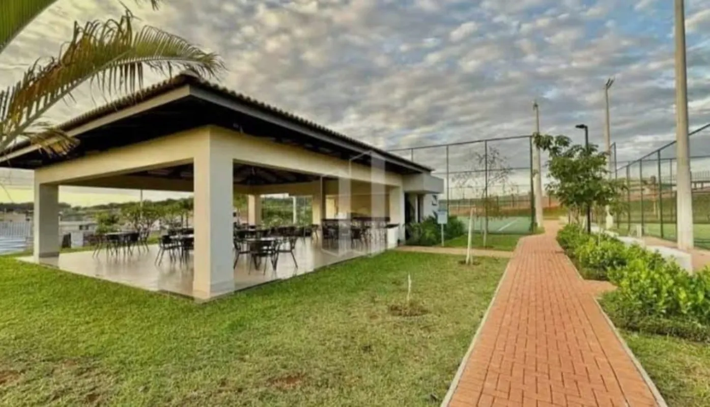 Lote no Condomínio Jardins CapriÁrea Total 271,49ótimo localpronto para construç...