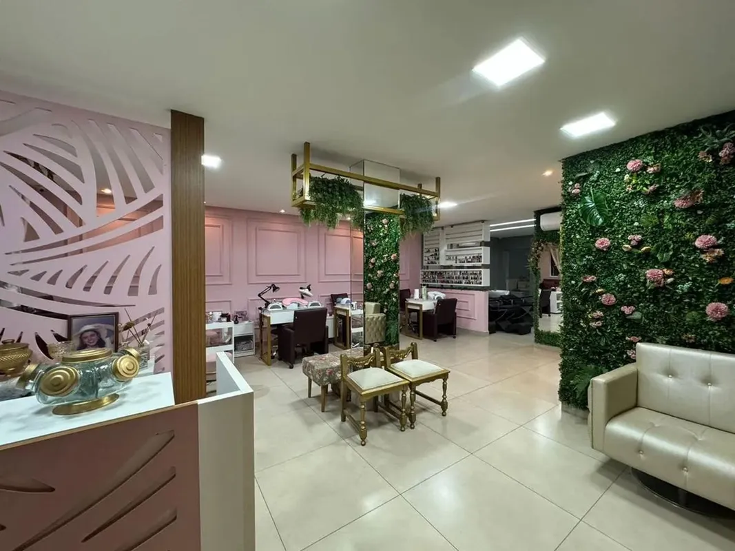 VENDE-SE IMÓVEL COMERCIAL E RESIDENCIAL Atualmente salão de beleza SOBRADO, 260 ...
