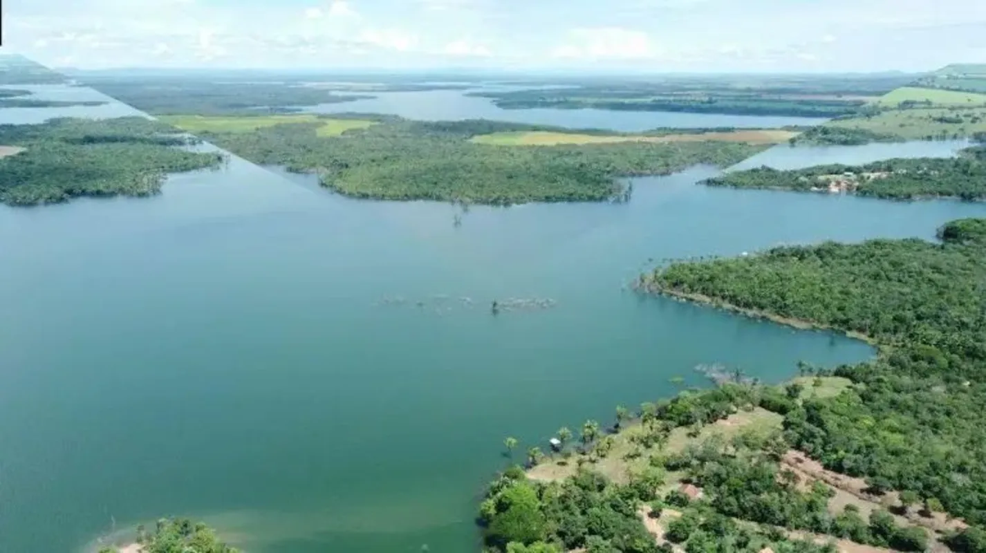 LOTE SERRA DA MESA – URUAÇUàs margens do Lago de Serra da Mesa, em Uruaçu (GO)O ...