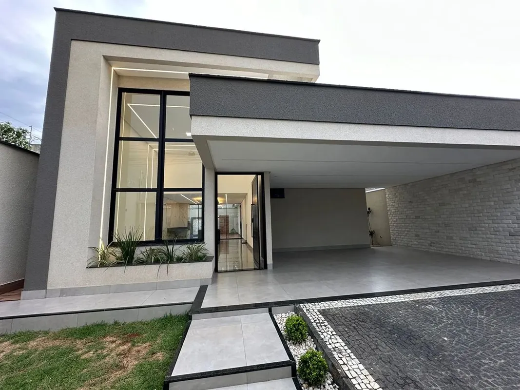 ? Terreno 300 Mt?contrucao 162 Mt? 3 suítes plenas ?garagem coberta 2 veículos ?...