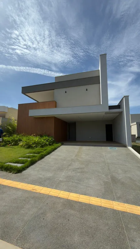 Imagine um lugar onde você pode proporcionar uma infância segura para os seus fi...