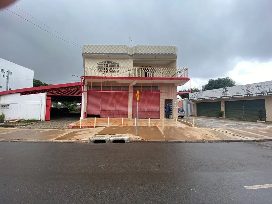 Loja para Aluguel em Vicente Pires Rua 10Destaques do imóvelEspaço amplo | Total...