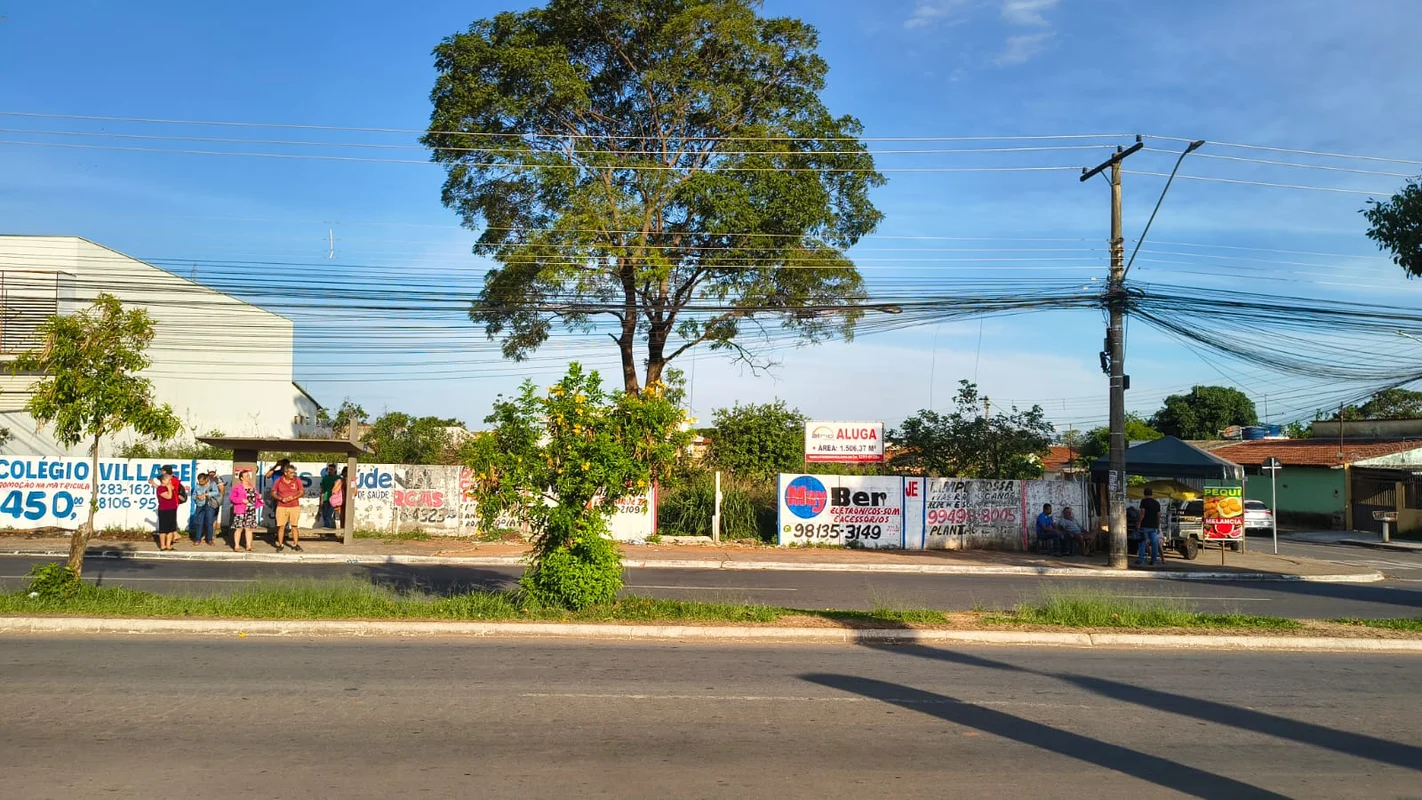 Lote/área comercial, 1.506,37 m². Excelente localização comercial. Parque Veiga ...