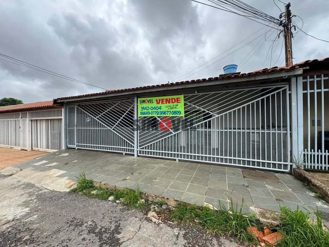 QNL 05, casa de 200m², 2 pavimentos, 4 qtos, na laje - R$: 650.000 - Aceita Fina...