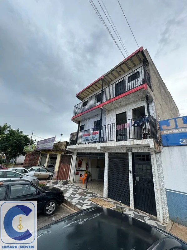 Ótima oportunidade de investimento - Prédio em CeilândiaPrédio composto por:Pavi...