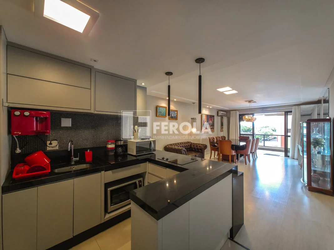 Descubra seu novo lar na melhor localização de Brasília: um apartamento reformad...