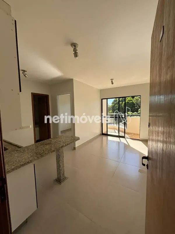 Apartamento de 1 quarto localizado em condomínio fechado na Asa Norte. Esta unid...